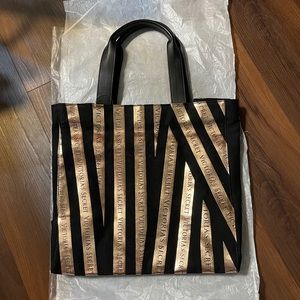 Victoria’s Secret Bombshell Rose Gold Black ayote